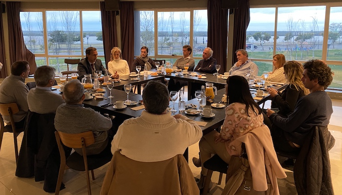 Reunión con el Dr. Aníbal Pineda